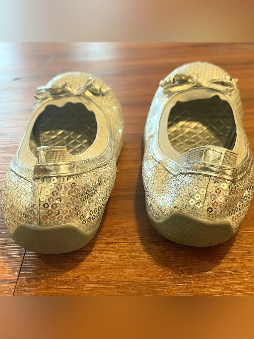 Michael Kors Silver Sequined Girls Ballerina Flats in Size 2